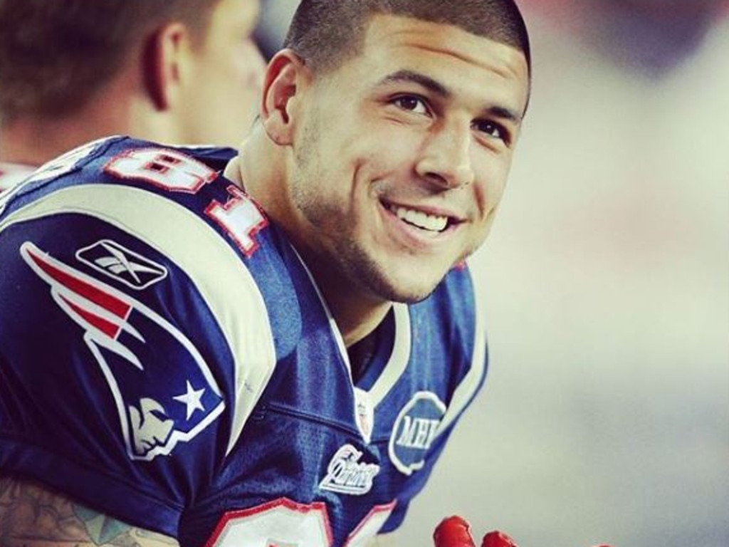 Brother of Aaron Hernandez, D.J. (Jonathan), on the life of a murderer –  Metro US