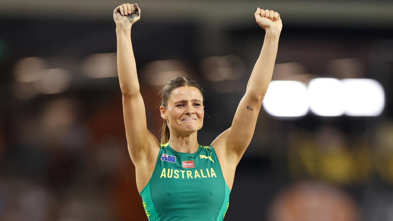 Nina Kennedy shares pole vault world title after stunning gesture