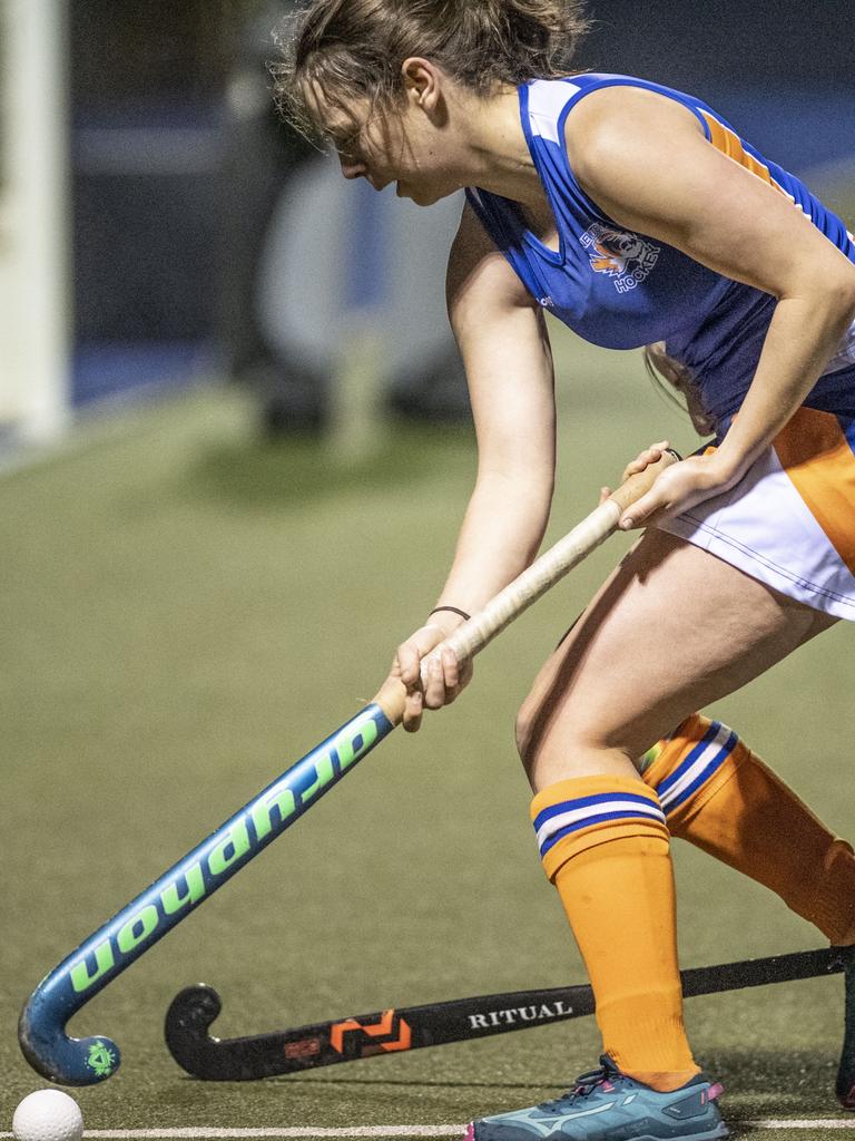 Maggie Pembroke for Newtown and Tannah Hood for Rangeville. A1 Women , Toowoomba Hockey grand final. Newtown vs Rangeville. Saturday, September 10, 2022. Picture: Nev Madsen.