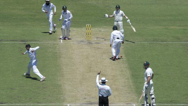Australia completely fell apart in their first innings.