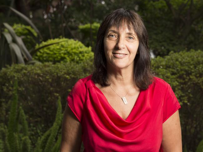 Dr Cathy Kezelman at her Belevue Hill home. Dr Cathy Kezelman is receiving an AM on Australia Day. She is President of Adults Surviving Child Abuse. Picture by DAMAN SHAW