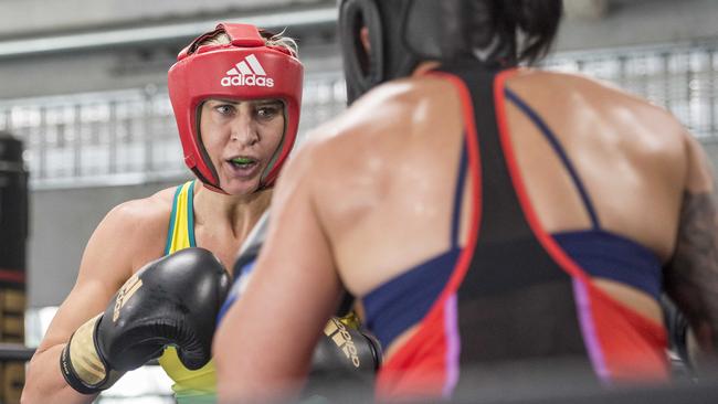 North Shore boxer Kaye Scott has also been named on the team heading to Birmingham along with fellow NSW boxer Tina Rahimi. Pic: Troy Snook