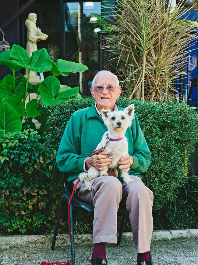 AWLQ founder Neil Andersen OAM and his dog Lilly. Neil passed away at age 99. Photo: Supplied