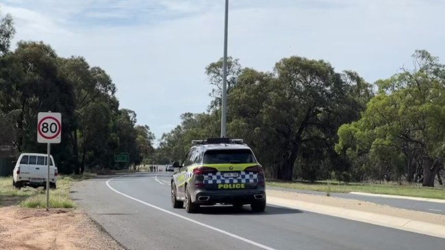 Echuca fatal crash: Boy, 11, dead after car crashes into tree in ...