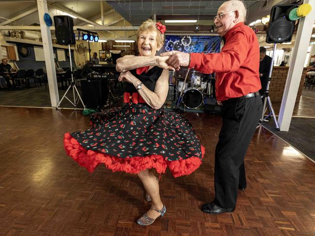 22/10/2023Beyond24 Golden Oldies.Maureen Soklich 79 and dance partner Jim Kerse 89 dancing at Nollamara Bowling Club.Pic Colin Murty