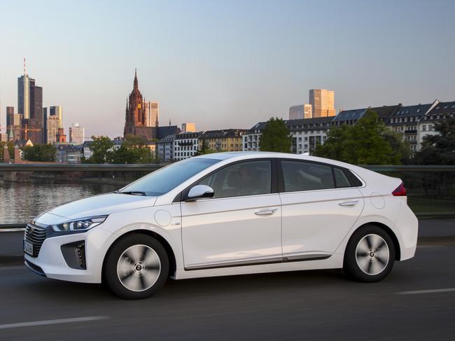 Hyundai’s coming Ioniq makes a power point