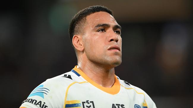 BRISBANE, AUSTRALIA - AUGUST 23: Joe Ofahengaue of the Eels looks dejected during the round 25 NRL match between Brisbane Broncos and Parramatta Eels at Suncorp Stadium, on August 23, 2024, in Brisbane, Australia. (Photo by Matt Roberts/Getty Images)