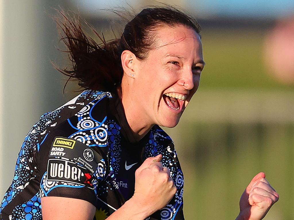 Megan Schutt is among the Strikers contracted for next season. Picture: Getty Images