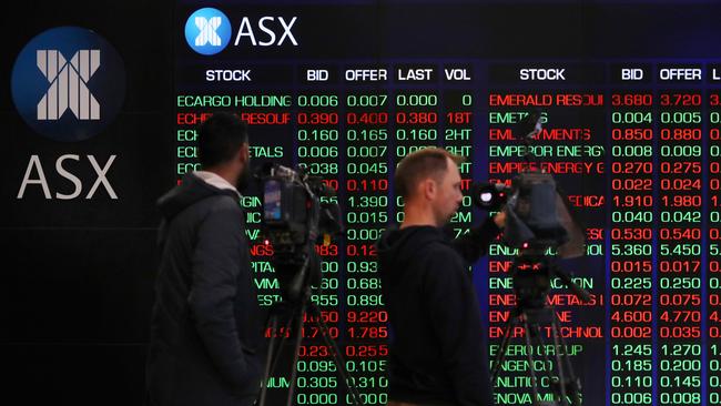 The cash rate is on hold after a wild night overseas on Wall Street saw stocks plunge and the ASX has reacted. Picture: Getty