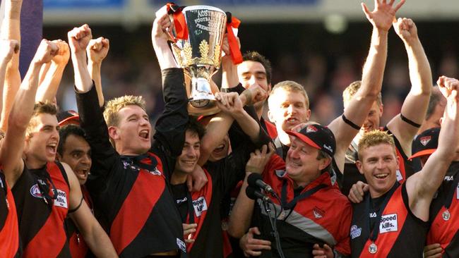 Kevin Sheedy and Essendon celebrate winning the 2000 premiership. Photo: Football/AFL