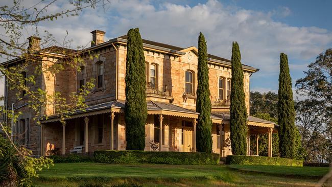 The two-storey Gringegalgona Homestead.