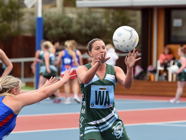 Ally Matheson for Ammos. Queenscliff v Geelong Amateur Netball