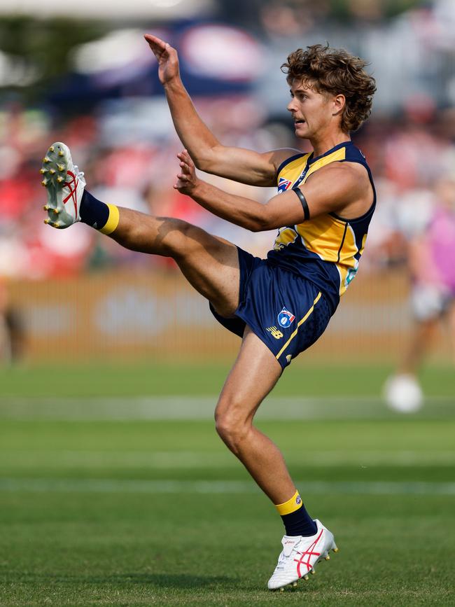 Debutant Loch Rawlinson lined up for his first game on the weekend. Picture: Dylan Burns/AFL Photos via Getty Images.