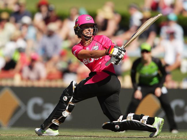 Ash Gardner of the Sydney Sixers.