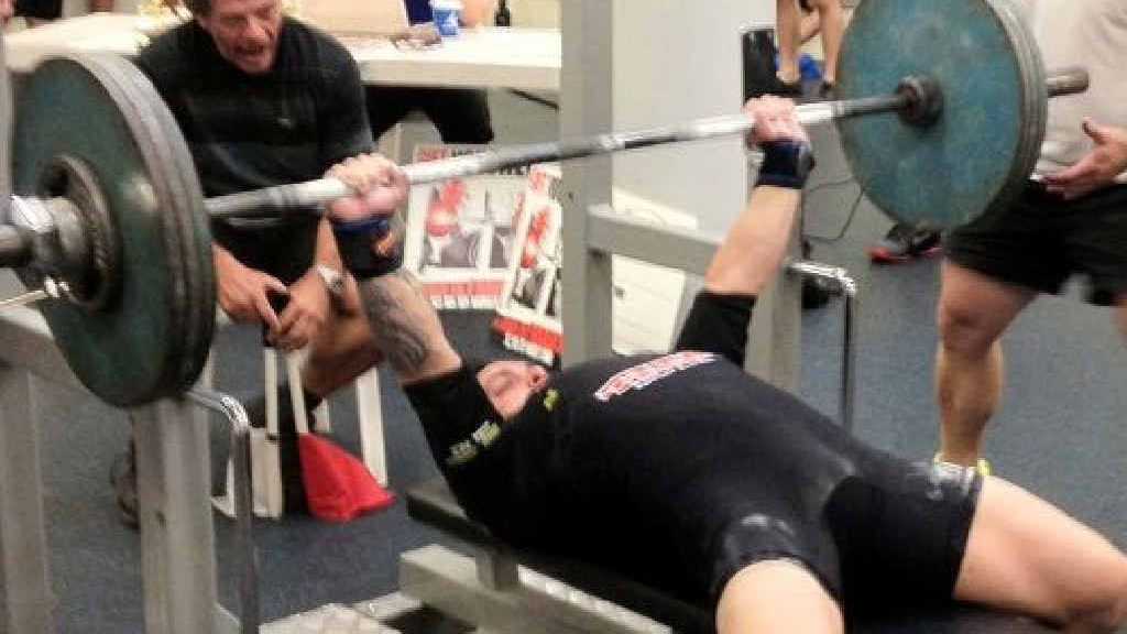 150 kg 2024 bench press