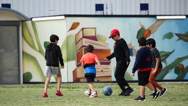 Medical advocates are calling on the government to ensure doctors are cautious when prescribing children’s access to gender affirming medicine. Picture: NCA NewsWire/ Gaye Gerard