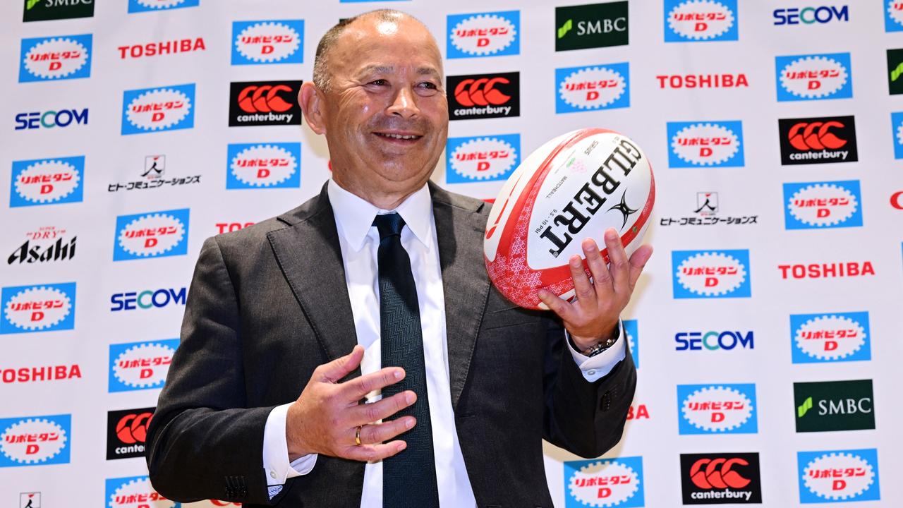 Japan national team new head coach Eddie Jones poses during a press conference at Japan Olympic Square on December 14, 2023 in Tokyo, Japan. (Photo by Atsushi Tomura/Getty Images)