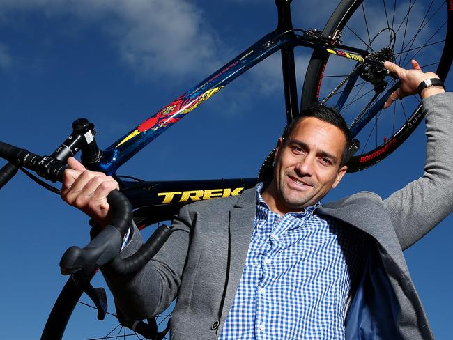 Andrew McLeod with his Trek bike. Photo: Sarah Reed.