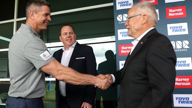 Giants chairman Tony Shepherd (right) officially welcomes new coach Adam Kingsley to the club. Picture: Phil Hillyard