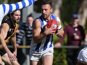 Lucas Hobbs in action for Macleod in the Northern Football League( NFL). Picture: Nathan William Media