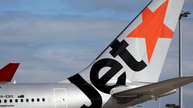 Ring your mates and pack your bags for an NT adventure because Jetstar has dropped a snap sale on flights to the Territory