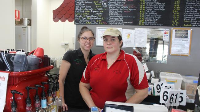 Glendon Street Cafe employees Bronte McNeil and Kylie Kertsen. Photo: Laura Blackmore