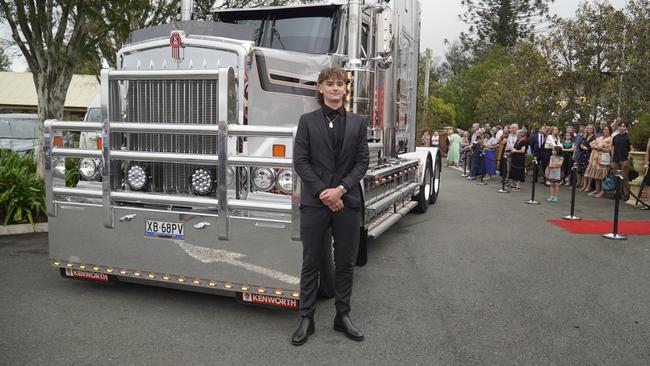 Students arriving in style for the 2024 Glasshouse Christian College formal at Flaxton Gardens.