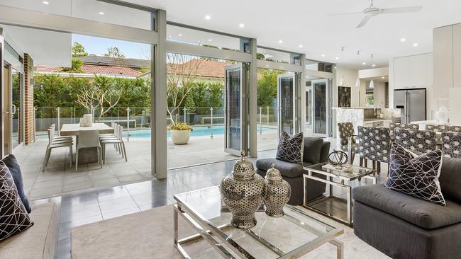 Lynette Malcolm has listed 6 Halcyon Ave, Wahroonga with a guide of $3.5 million.