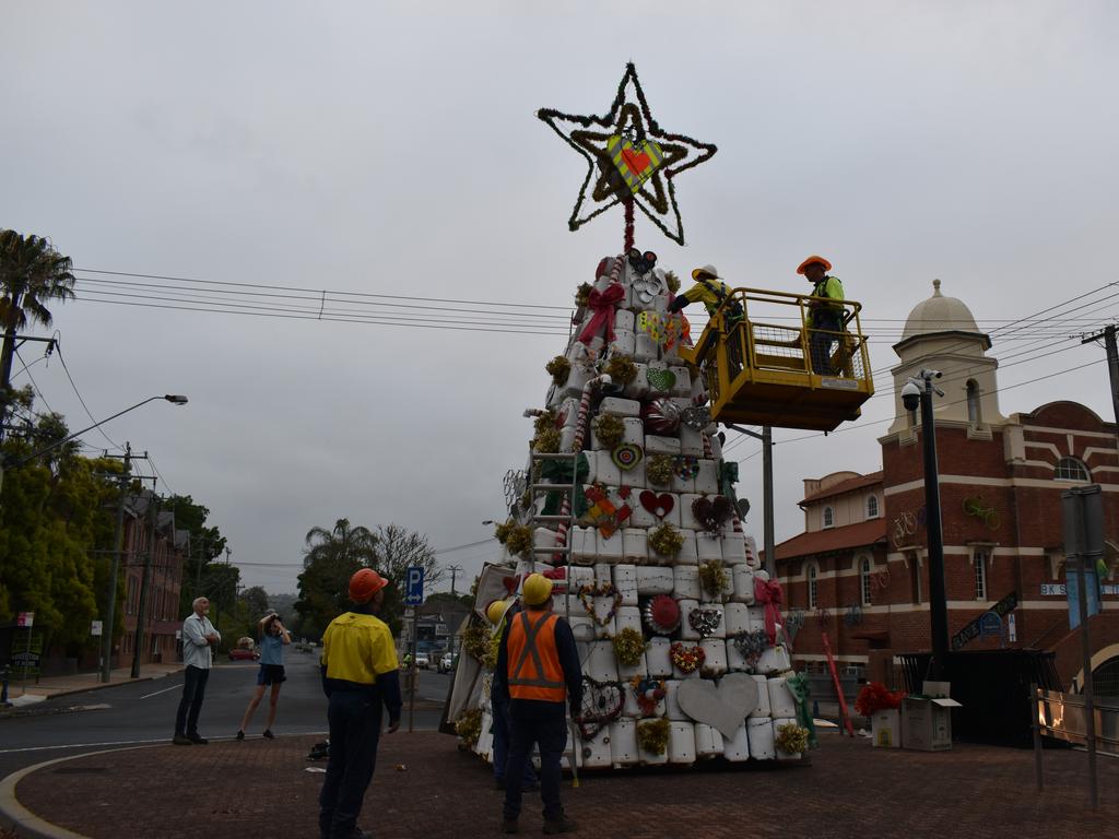 Photos of the 2020 Lismore Christmas Tree