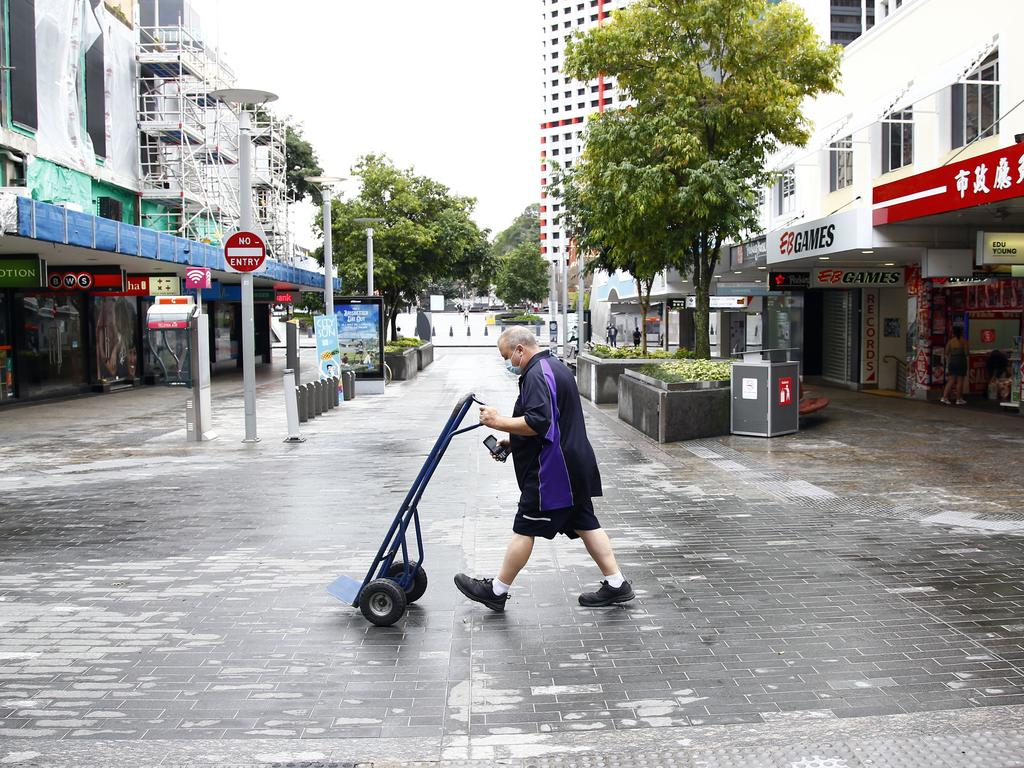 A lone worker in Brisbane’s Queen Street Mall during the July 2021 lockdown