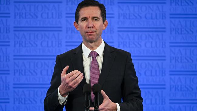 Australian Trade Minister Simon Birmingham delivers his speech at the National Press Club in Canberra, Wednesday, June 17, 2020. (AAP Image/Lukas Coch)