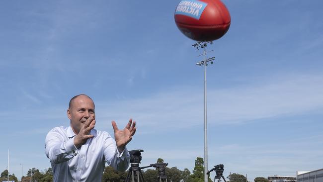 Frydenberg is being called on to help save the seats of other Liberals who are being hammered by independents calling for tougher action on climate change and a national integrity commission. Picture: NCA NewsWire / Luis Enrique Ascui