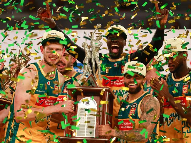 MELBOURNE, AUSTRALIA - MARCH 31: JackJumpers celebrate with the trophy during game five of the NBL Championship Grand Final Series between Melbourne United and Tasmania JackJumpers at John Cain Arena, on March 31, 2024, in Melbourne, Australia. (Photo by Kelly Defina/Getty Images) *** BESTPIX ***