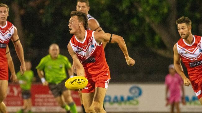 Waratah take on Palmerston Magpies at Tracy Village in Round 12 of the NTFL Men’s Premier League. Picture: Aaron Black/AFLNT Media