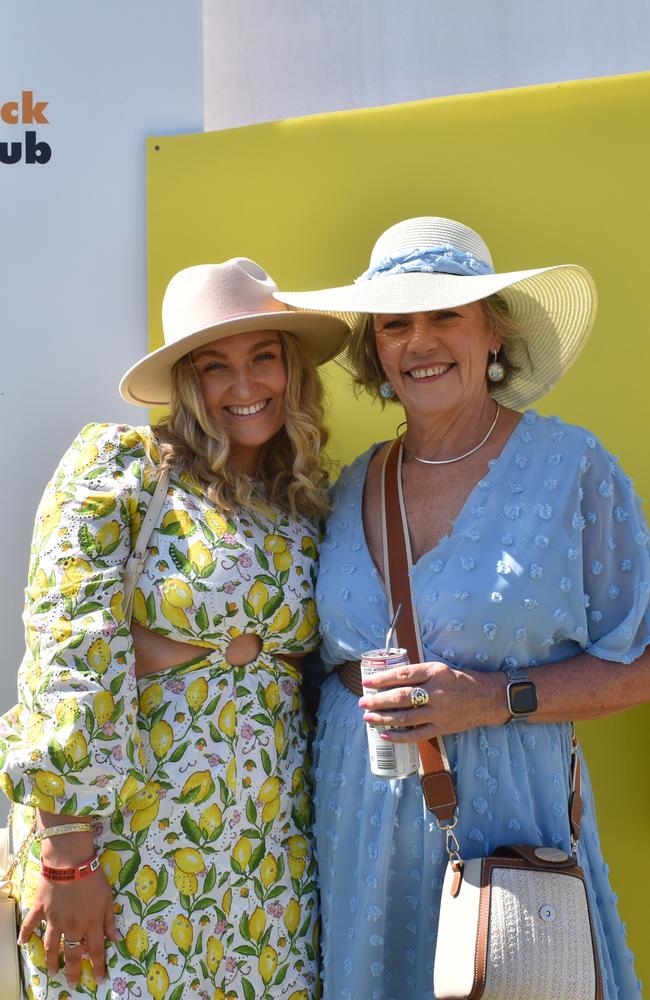 Jess Simpson (L) and Nicola Newing (R) at Warwick Cup race day at Allman Park Racecourse, Saturday, October 14, 2023 (Photo: Michael Hudson/ Warwick Daily News)