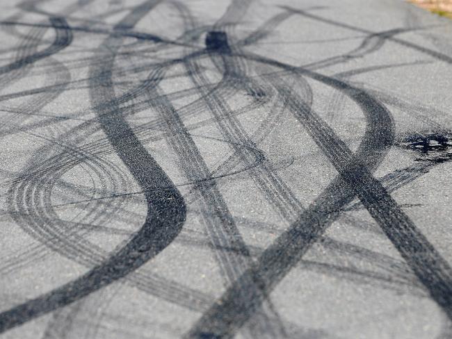 Hoons leave burnout marks in Noosa. Photo Che Chapman / Sunshine Coast Daily