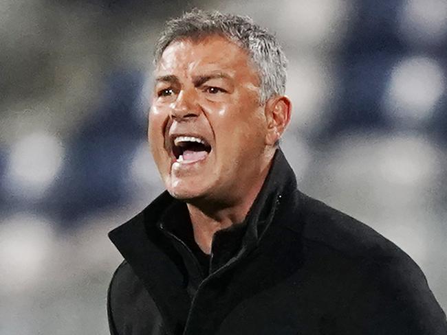 United head coach Mark Rudan reacts during the Round 6 A-League match between the Western United FC and the Newcastle Jets at GMHBA Stadium in Geelong, Saturday, November 16, 2019. (AAP Image/Michael Dodge) NO ARCHIVING, EDITORIAL USE ONLY