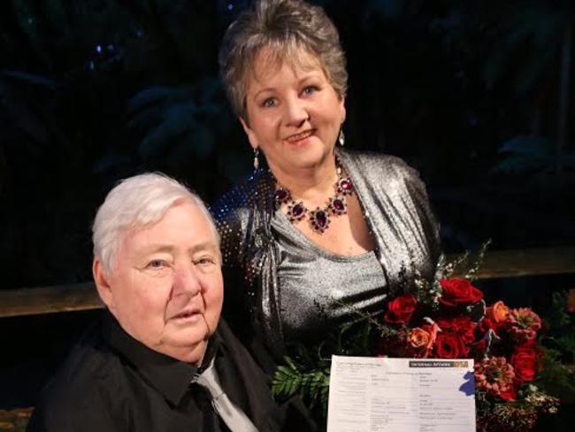 Australian Couple Sandra Yates And Lee Bransden Marry In New Zealand The Advertiser