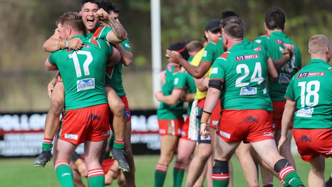 Corrimal Cougars celebrate their semi final win. Picture: Steve Montgomery | OurFootyTeam