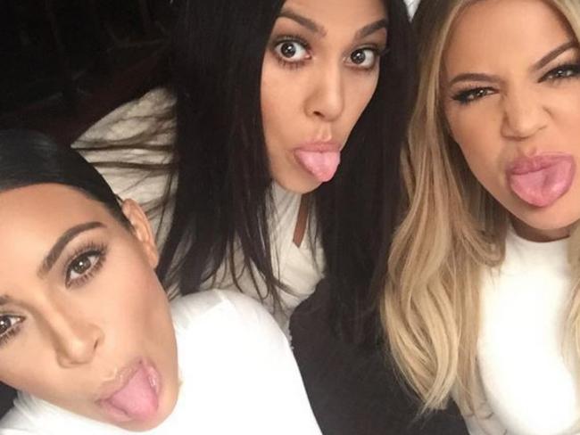 Kim Khloe Kardashian Throw Shade At Kourtneys Ex Younes Bendjima Au — Australias