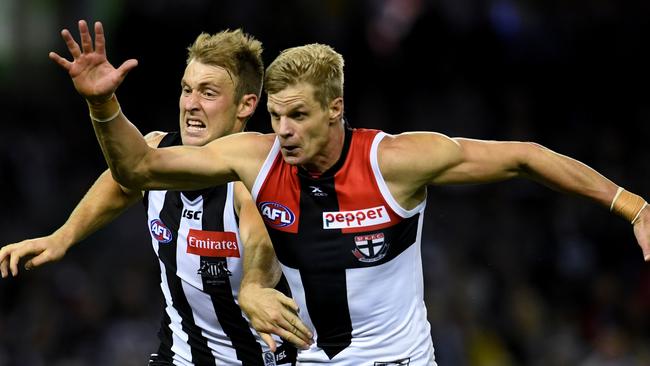 Paul Roos says Nick Riewoldt’s career could be prolonged by new tactics. Photo: AAP Image/Tracey Nearmy