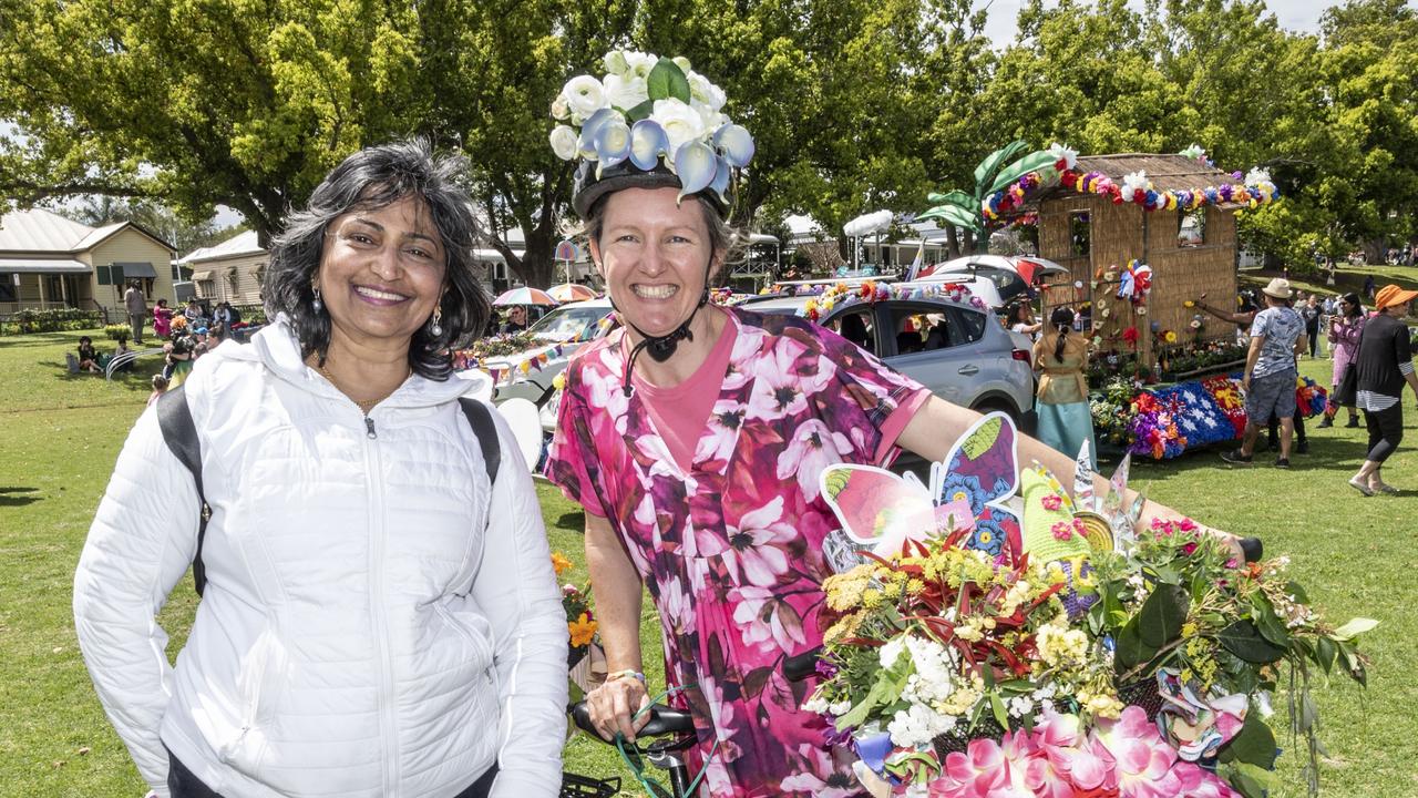 Molly Josi and Kushla Gale after the Grand Central Floral Parade. Saturday, September 17, 2022. Picture: Nev Madsen.