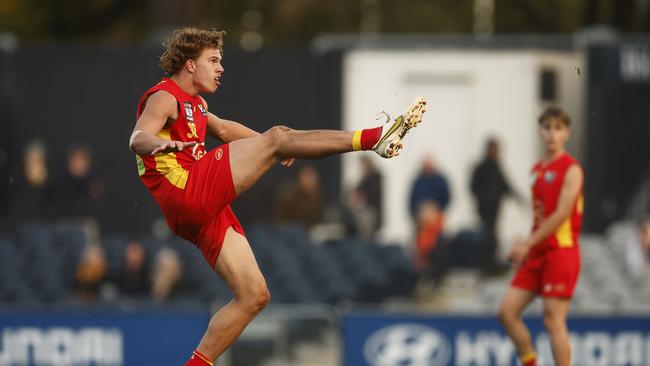 Jed Walter was pushing for a round zero debut, but will now be racing the clock for the start of the season after injuring his collarbone. Picture: Daniel Pockett/AFL Photos/via Getty Images.