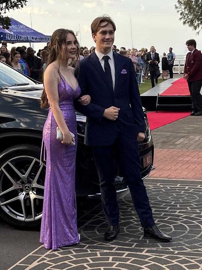 Mia van Teijlingen with Jackson Hay arriving at the formal in a Mercedes Benz.