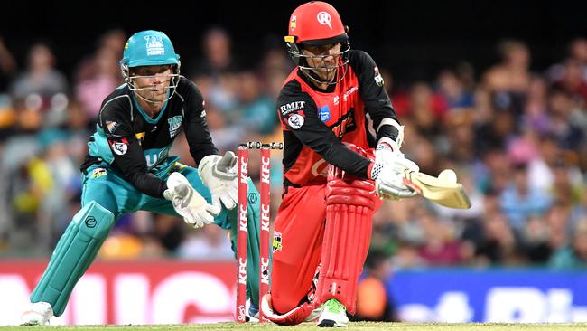 Tom Cooper in action for Melbourne Renegades against Brisbane Heat.