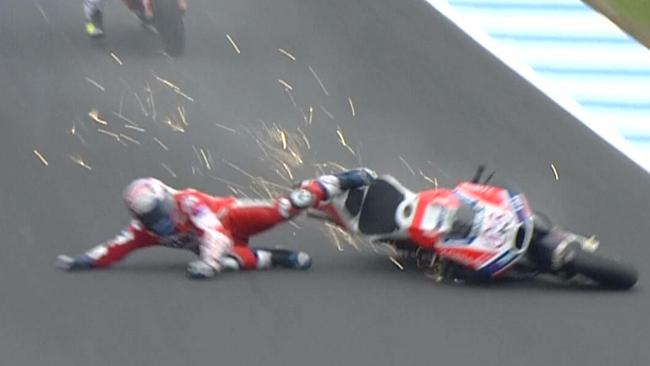 Andrea Dovizioso crashes during MotoGP FP4, Phillip Island. Pic: FOX SPORTS