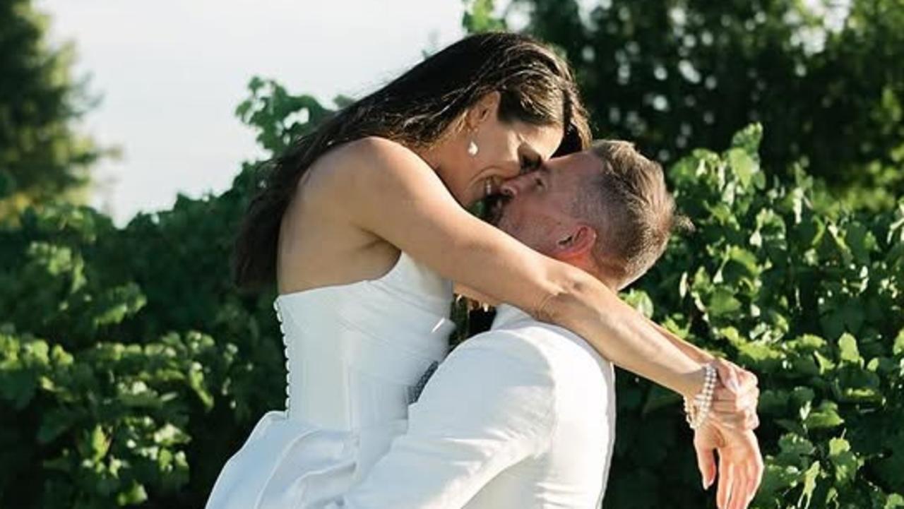 Steph Rice wedding photo detail dazzles