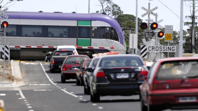 The notorious Sunbury level crossing.