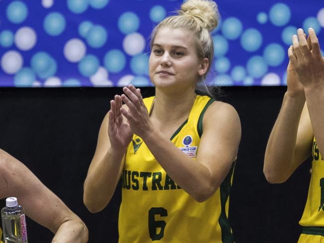 Hammer’s playful ultimatum for Shyla in Opals debut