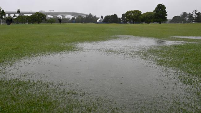 Play abandoned at Australian PGA